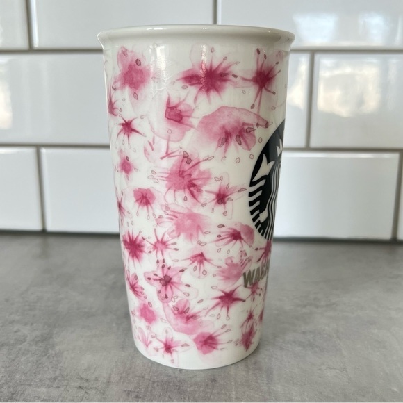 🆕 Starbucks Cherry Blossom Washington, D.C. Double Wall Traveler, 12 fl oz - Picture 3 of 10